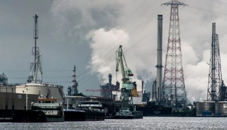 Συναγερμός στο Βέλγιο: Εκκενώθηκε το λιμάνι της Αμβέρσας – Κίνδυνος από τοξικό καπνό! (Βίντεο)